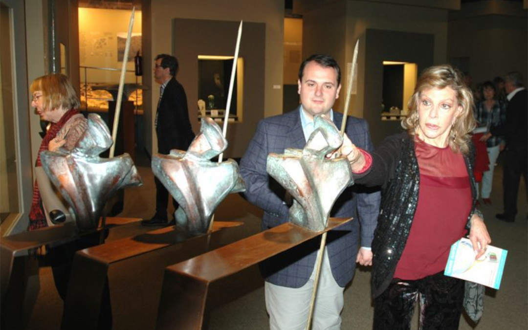 En este momento estás viendo Liane Katsuki: Diálogo entre la joya y la escultura