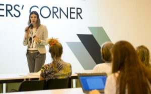 Lee más sobre el artículo Se busca: Más mujeres para una industria que se vende principalmente a mujeres